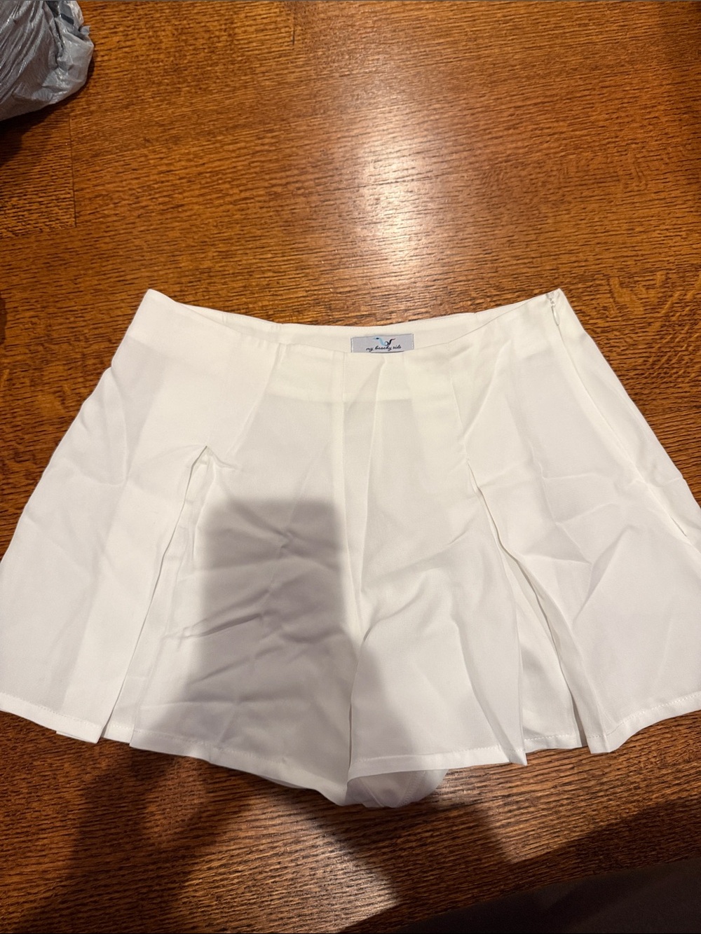 My beachy side white shorts
